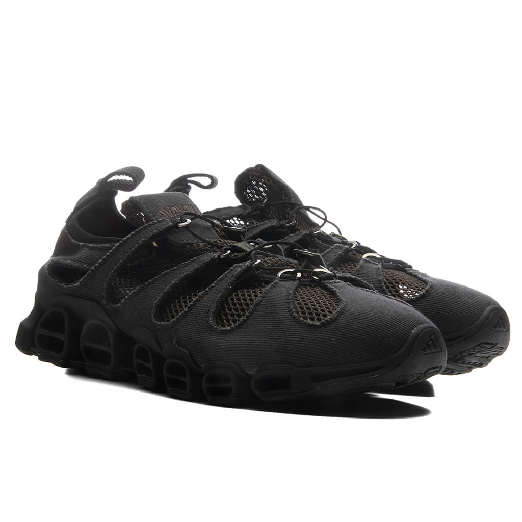 Adidas Originals x Avavav Women's Megaride - Core Black/Shadow Olive/Utility Black