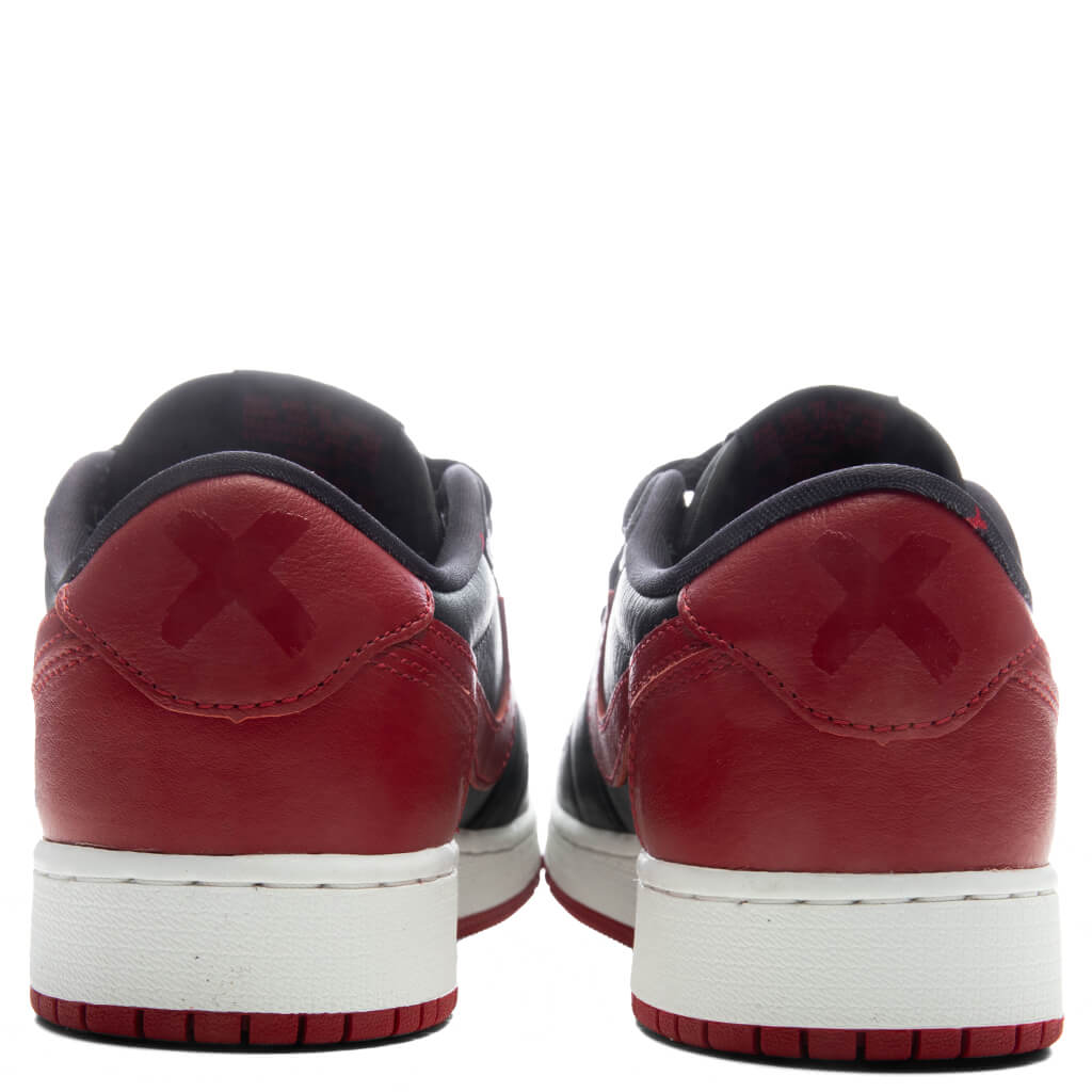Air Jordan 1 Retro Low OG 'Banned' (GS) - Black/Varsity Red/Summit White