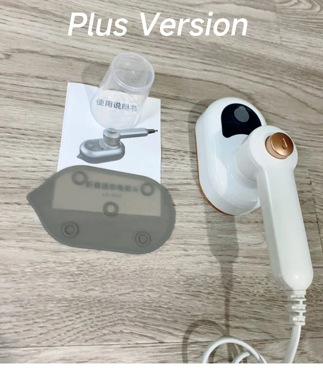 Portable Handheld Clothing Steamer Iron